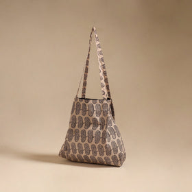 Handcrafted fabric jhola bag 25