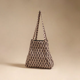 Handcrafted fabric jhola bag 28