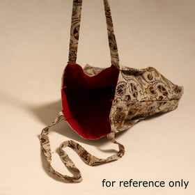 Handcrafted fabric jhola bag 28