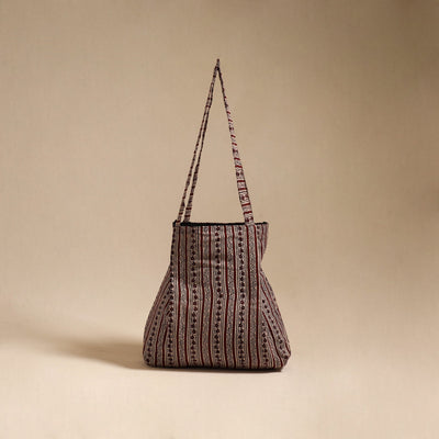 Handcrafted fabric jhola bag 32