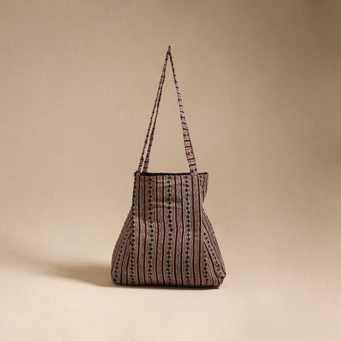 Handcrafted fabric jhola bag 32