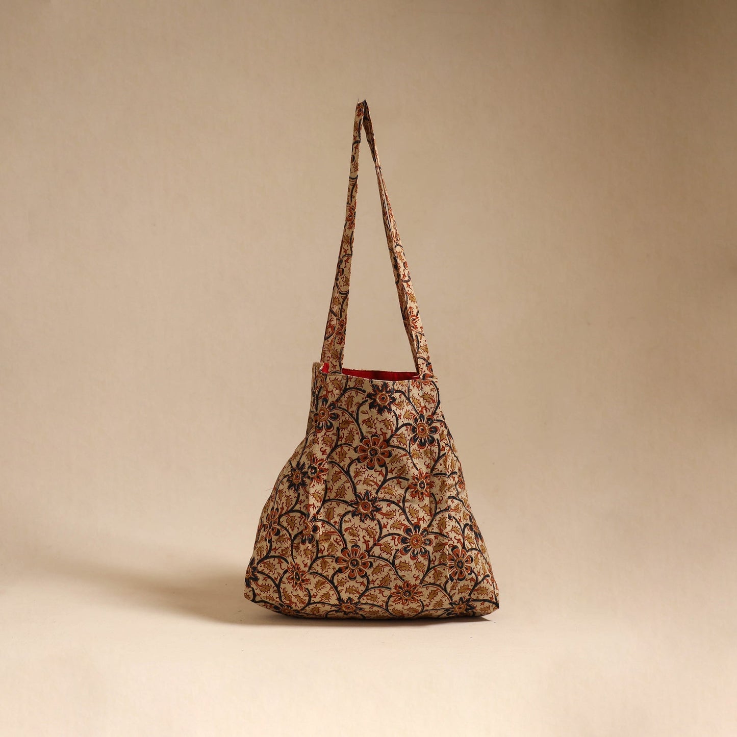 Handcrafted fabric jhola bag 44