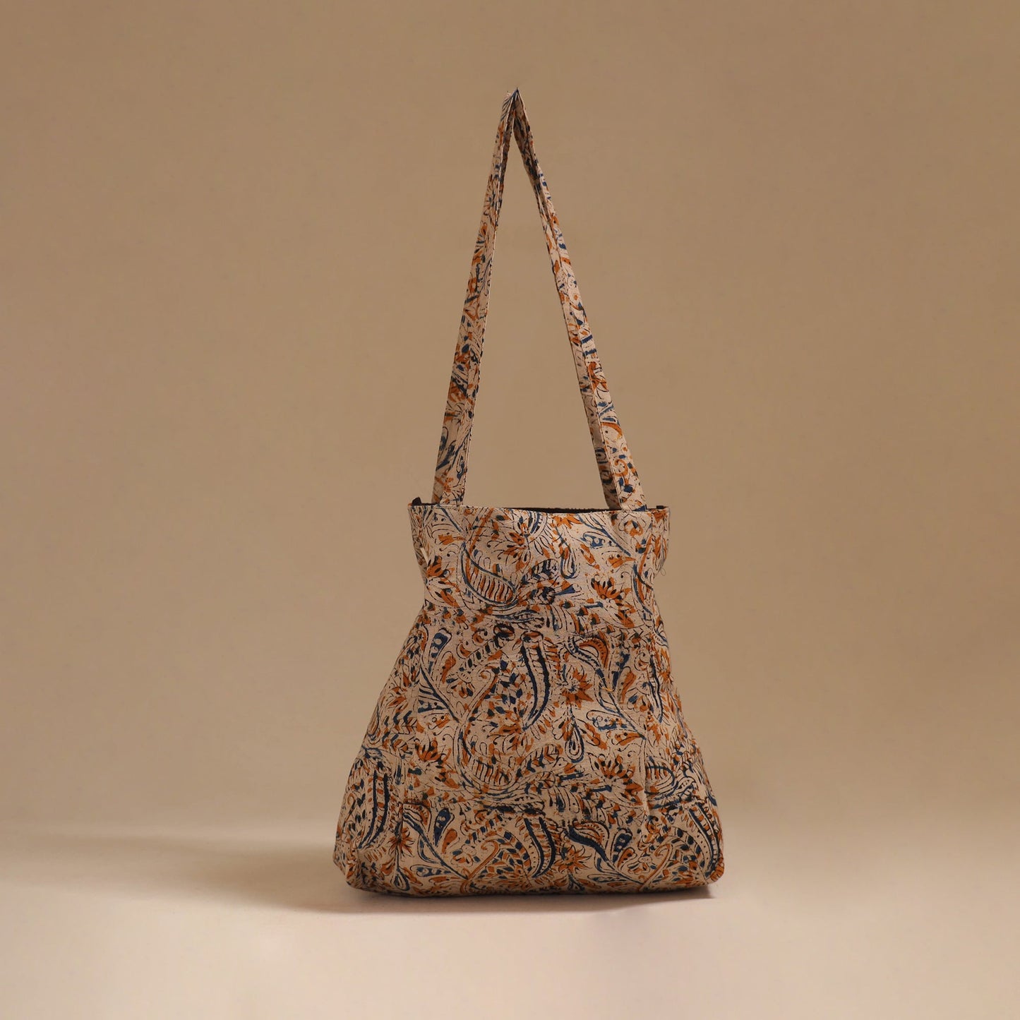 Handcrafted fabric jhola bag 72