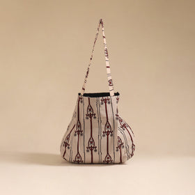 Handcrafted fabric jhola bag 97