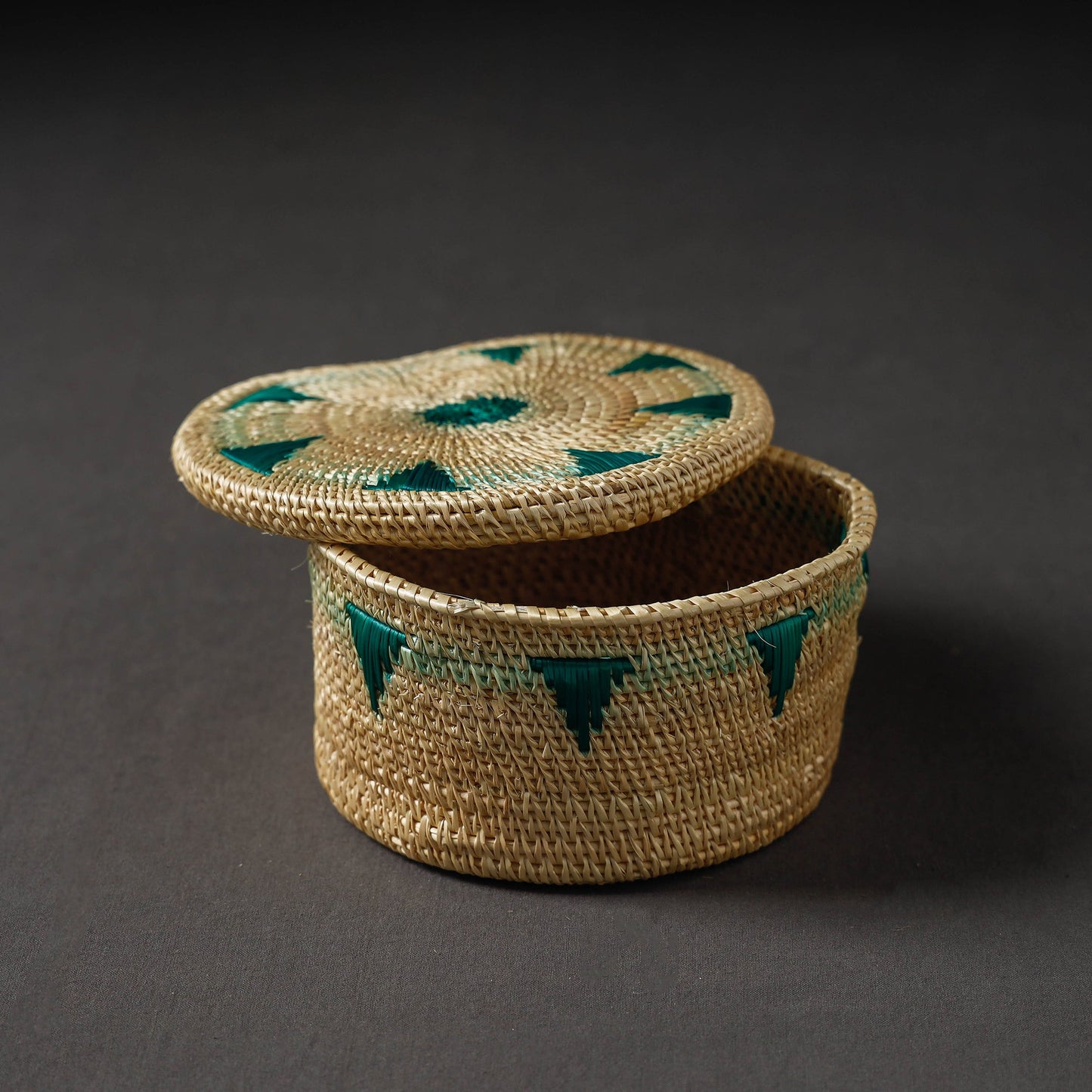 Beige Handcrafted Golden Grass Multipurpose Box (6 x 6 in)