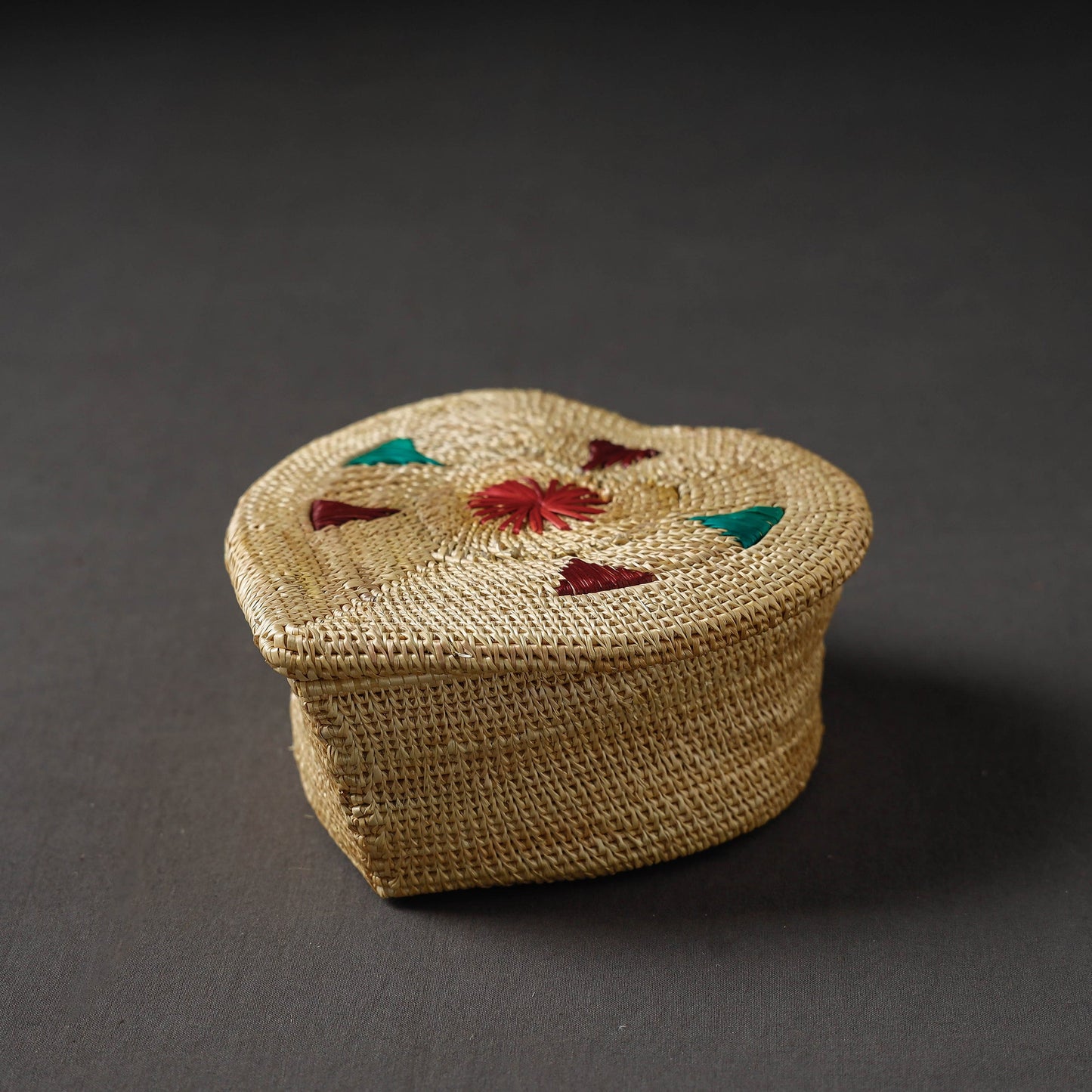  Beige Handcrafted Golden Grass Multipurpose Box (6 x 6 in)