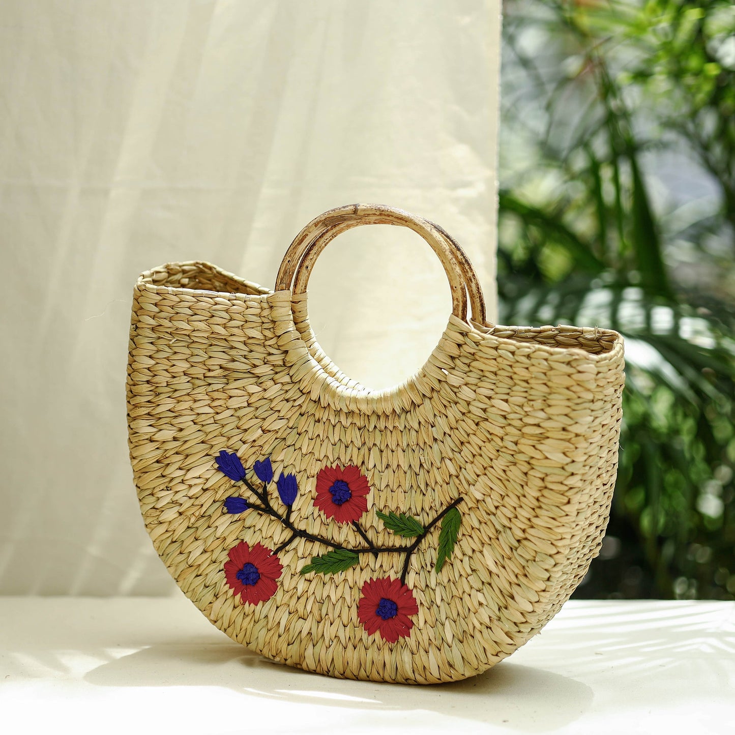 Beige Handcrafted Natural Water Reed Embroidered Hand Bag 