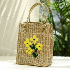 Beige Handcrafted Natural Water Reed Embroidered Shopping Bag