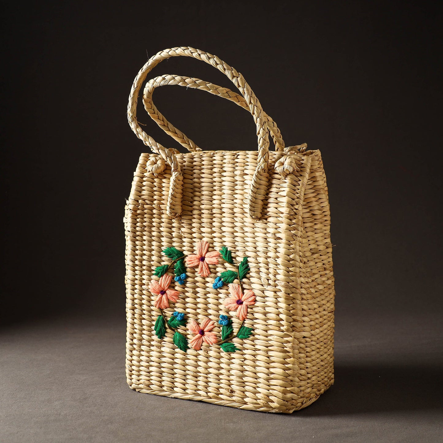 Beige Handcrafted Natural Water Reed Embroidered Shopping Bag