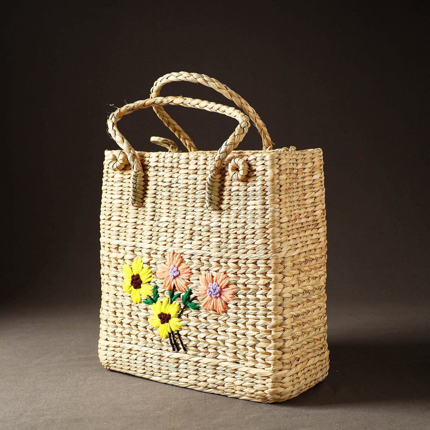 Beige Handcrafted Natural Water Reed Embroidered Shopping Bag