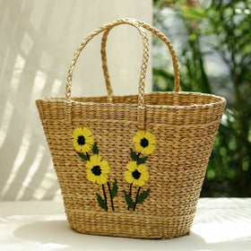 Beige Handcrafted Natural Water Reed Embroidered Shopping Bag