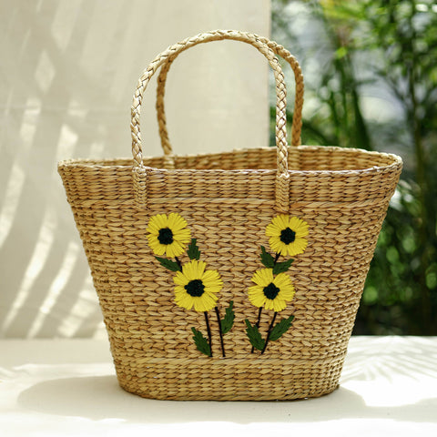 Beige Handcrafted Natural Water Reed Embroidered Shopping Bag
