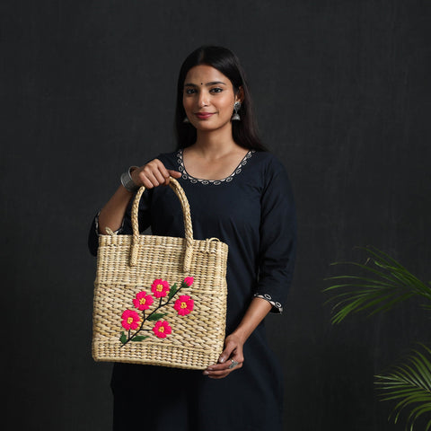 Beige Handcrafted Water Reed Embroidered Shopping Hand Bag