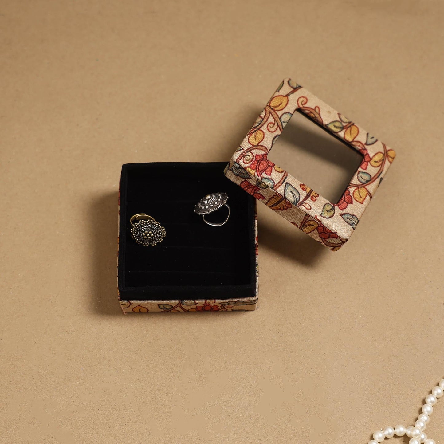 Handcrafted printed fabric ring/earring box 29