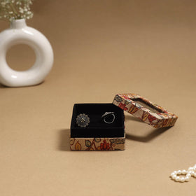 Handcrafted printed fabric ring/earring box 29