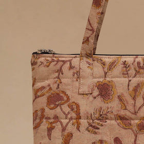 Handcrafted quilted handbag 15