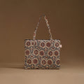 Handcrafted quilted handbag 17