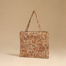 Handcrafted quilted handbag 22