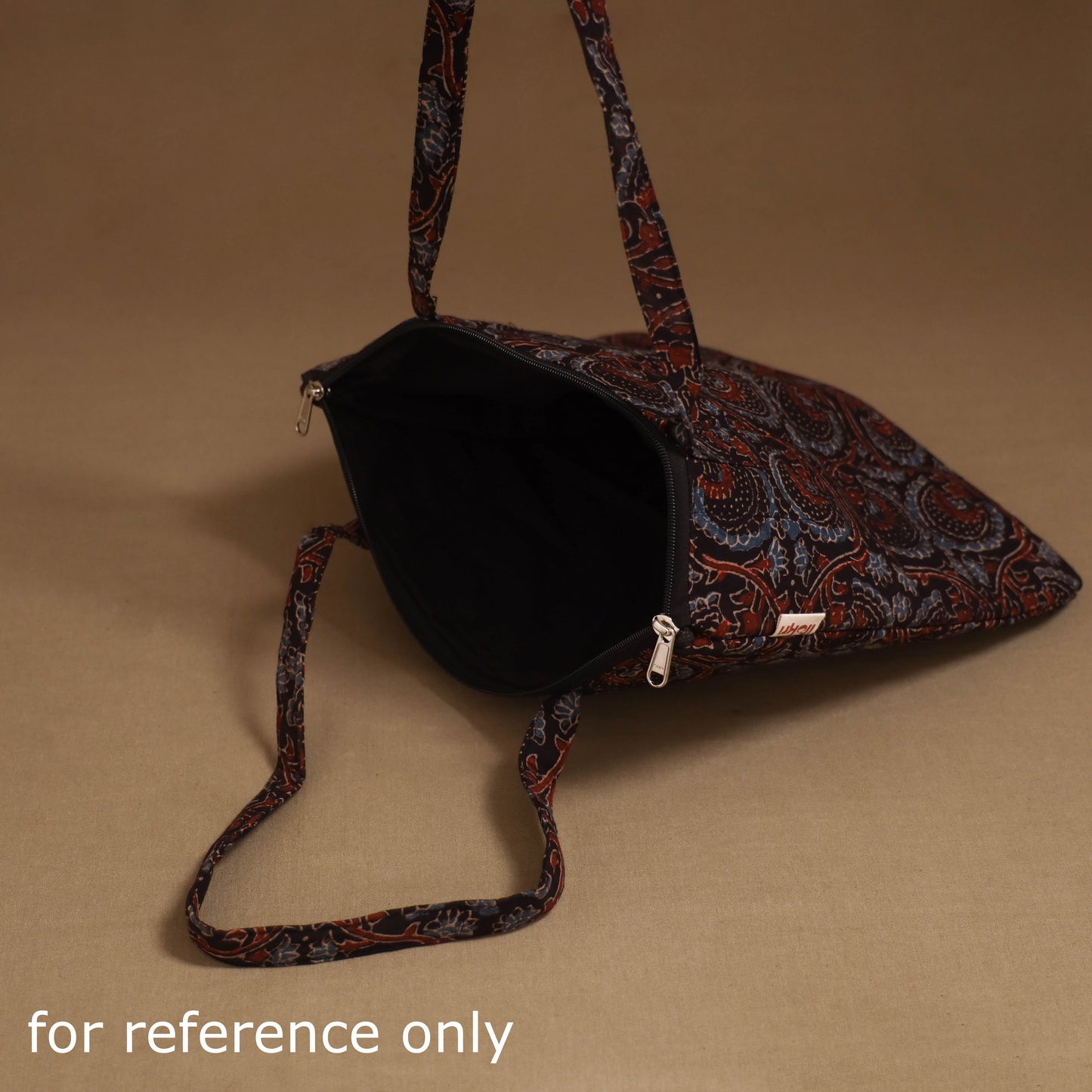 Handcrafted quilted handbag 24