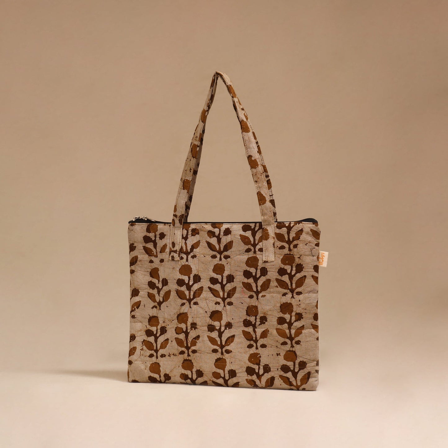 Handcrafted quilted handbag 25