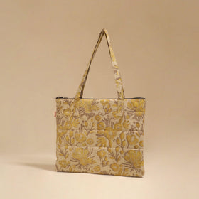 Handcrafted quilted handbag 32