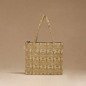 Handcrafted quilted handbag 64