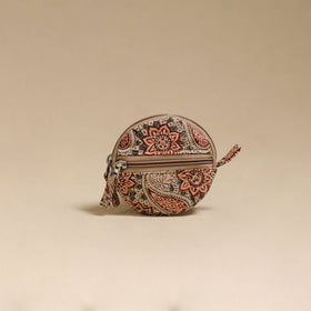 Beige - handcrafted quilted kalamkari block printed fabric