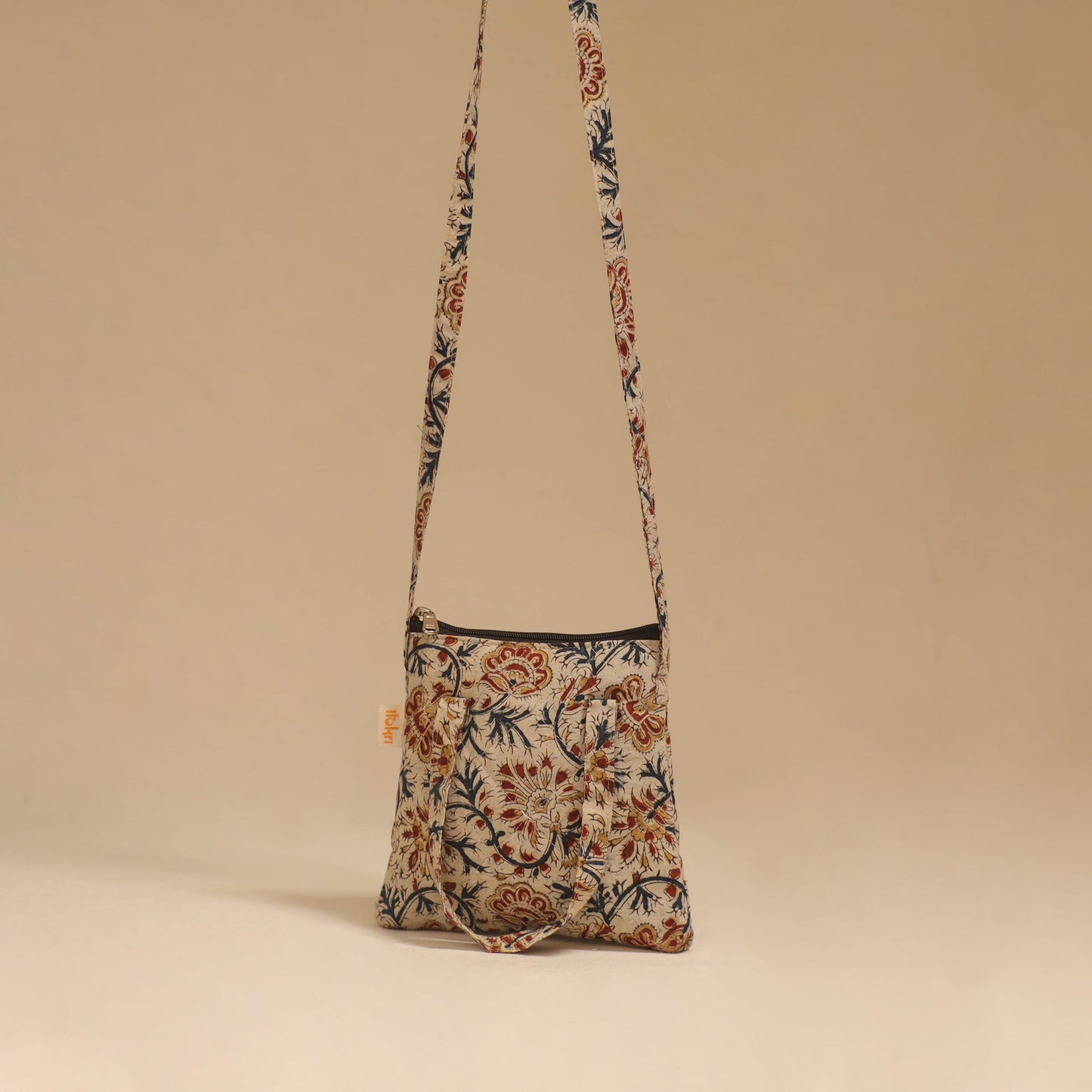 Handcrafted quilted sling bag 03