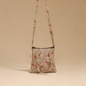 Handcrafted quilted sling bag 04 2