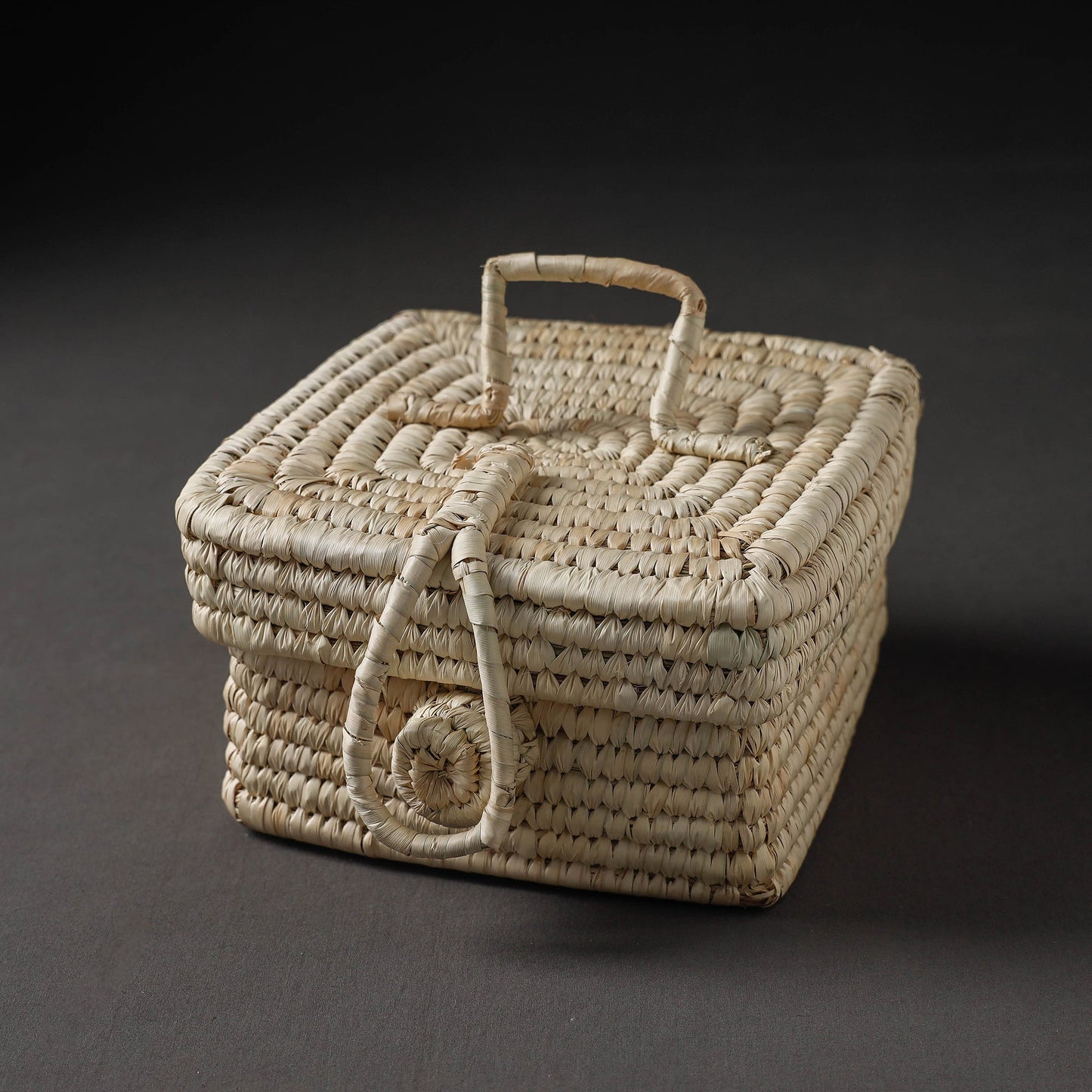 Handcrafted Sabai Grass Multipurpose Square Beige Container Box (9 x 9 in)