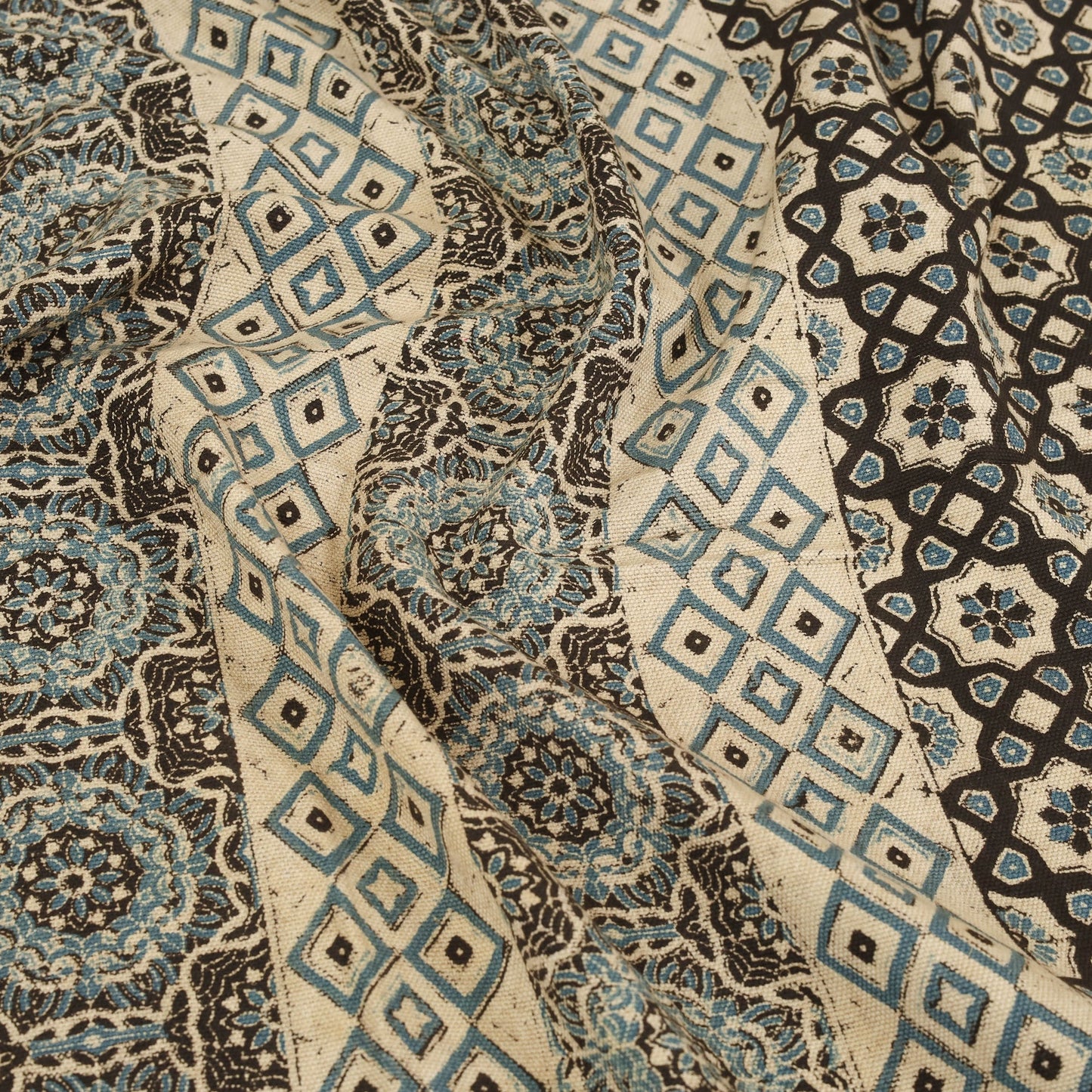 Beige - handloom cotton double bed sheet (108 x 90 in) 10