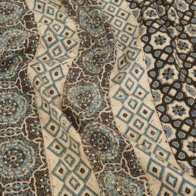 Beige - handloom cotton double bed sheet (108 x 90 in) 10