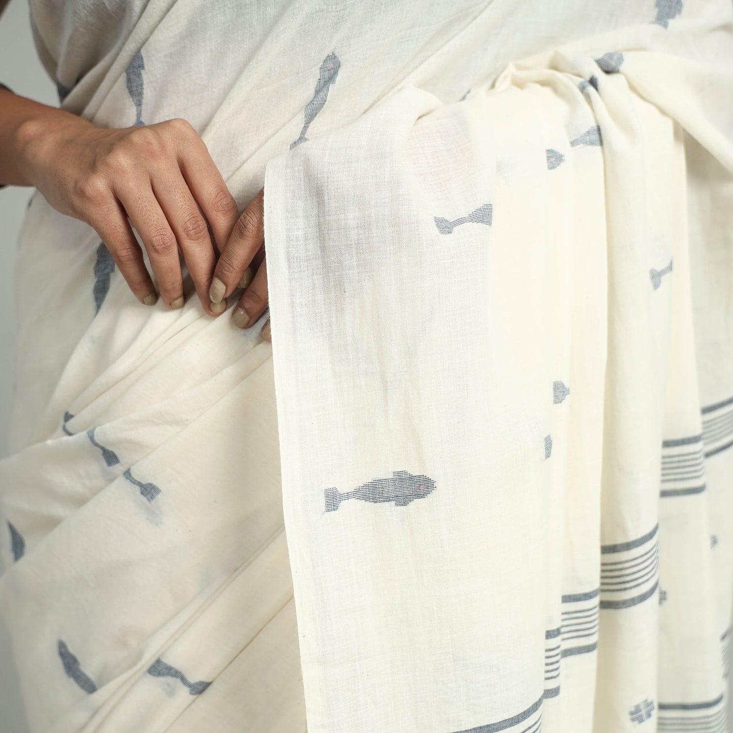 Beige - handloom cotton phulia jamdani saree with tassels