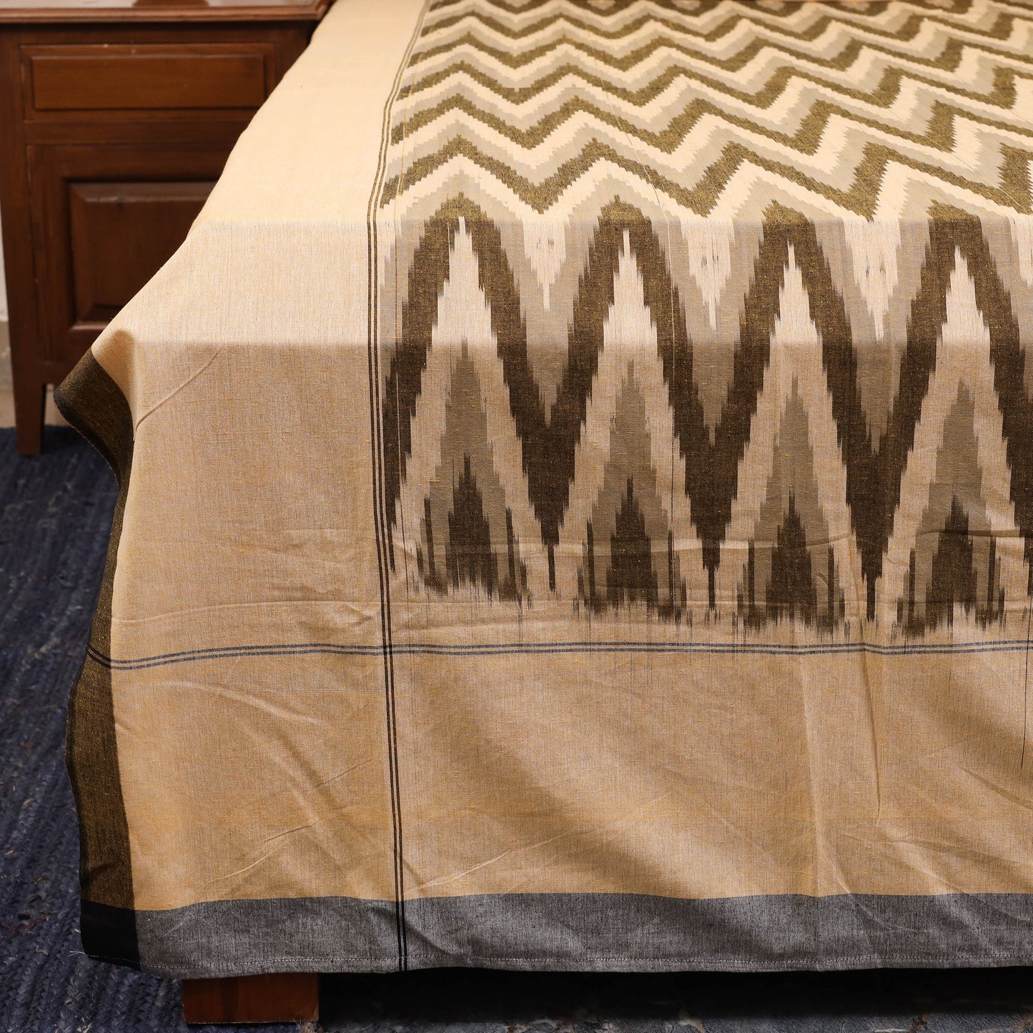 Beige - handloom cotton pochampally ikat double bedsheet