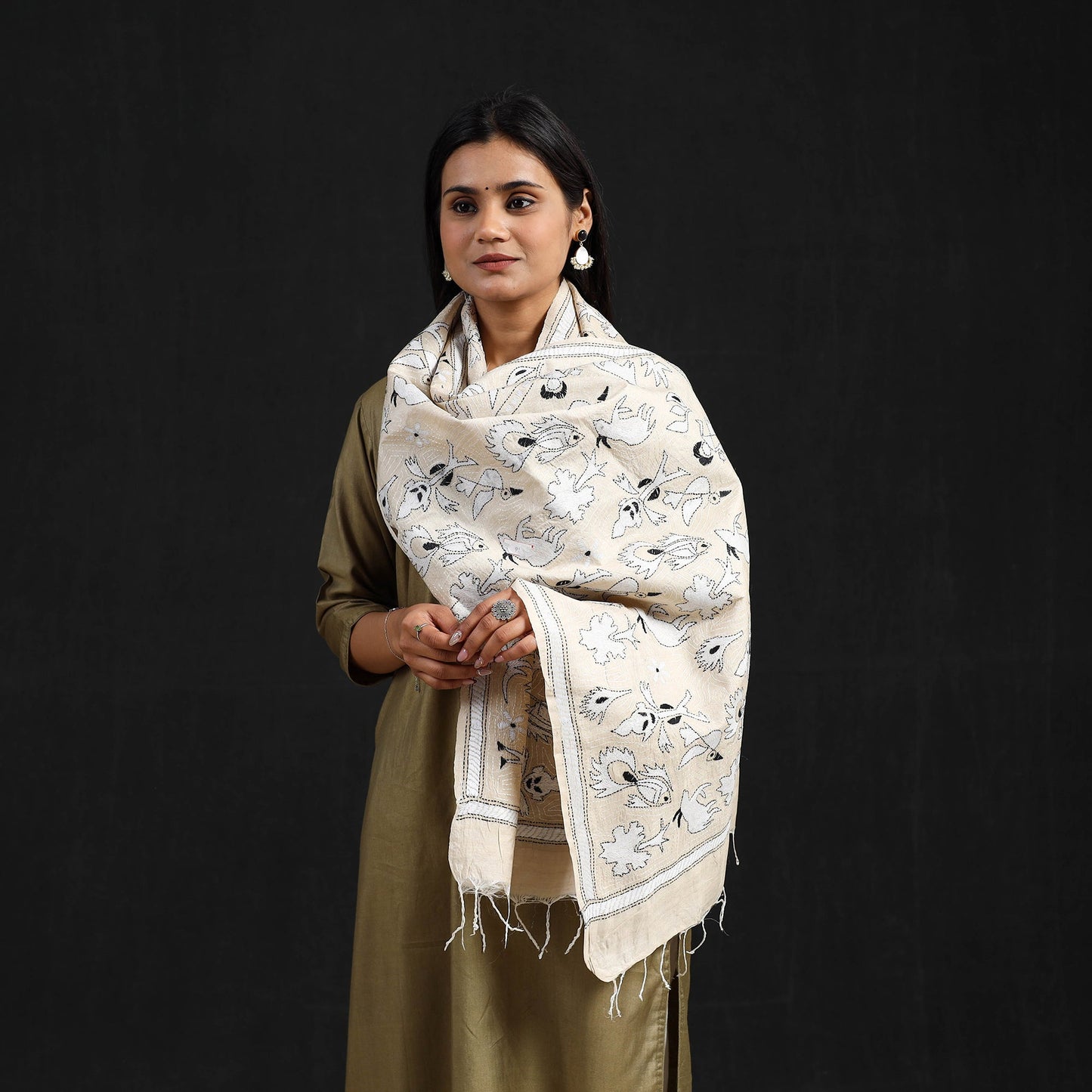 Beige - handloom desi tussar bengal nakshi kantha work