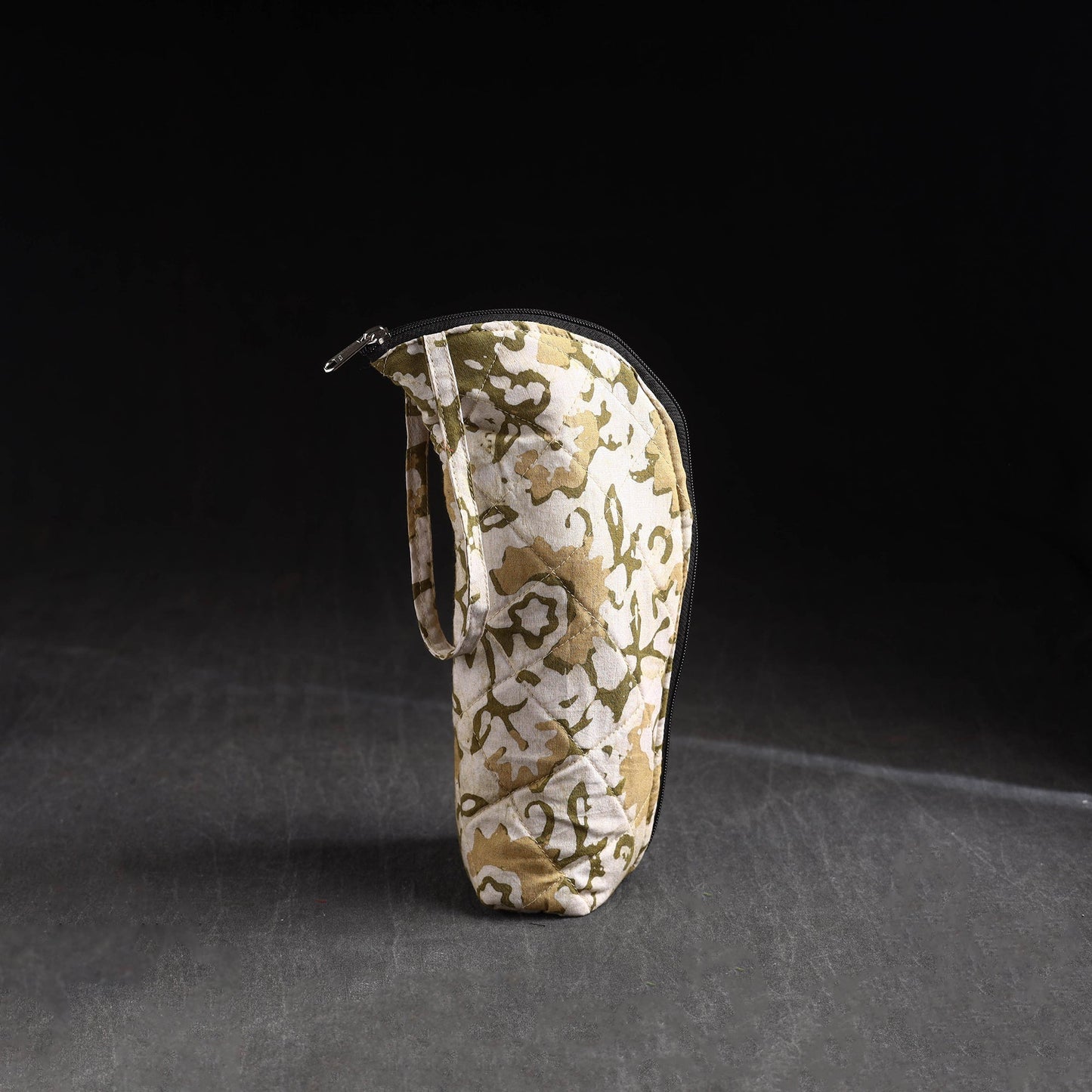 Handmade 1l water bottle cover 09 - handcrafted