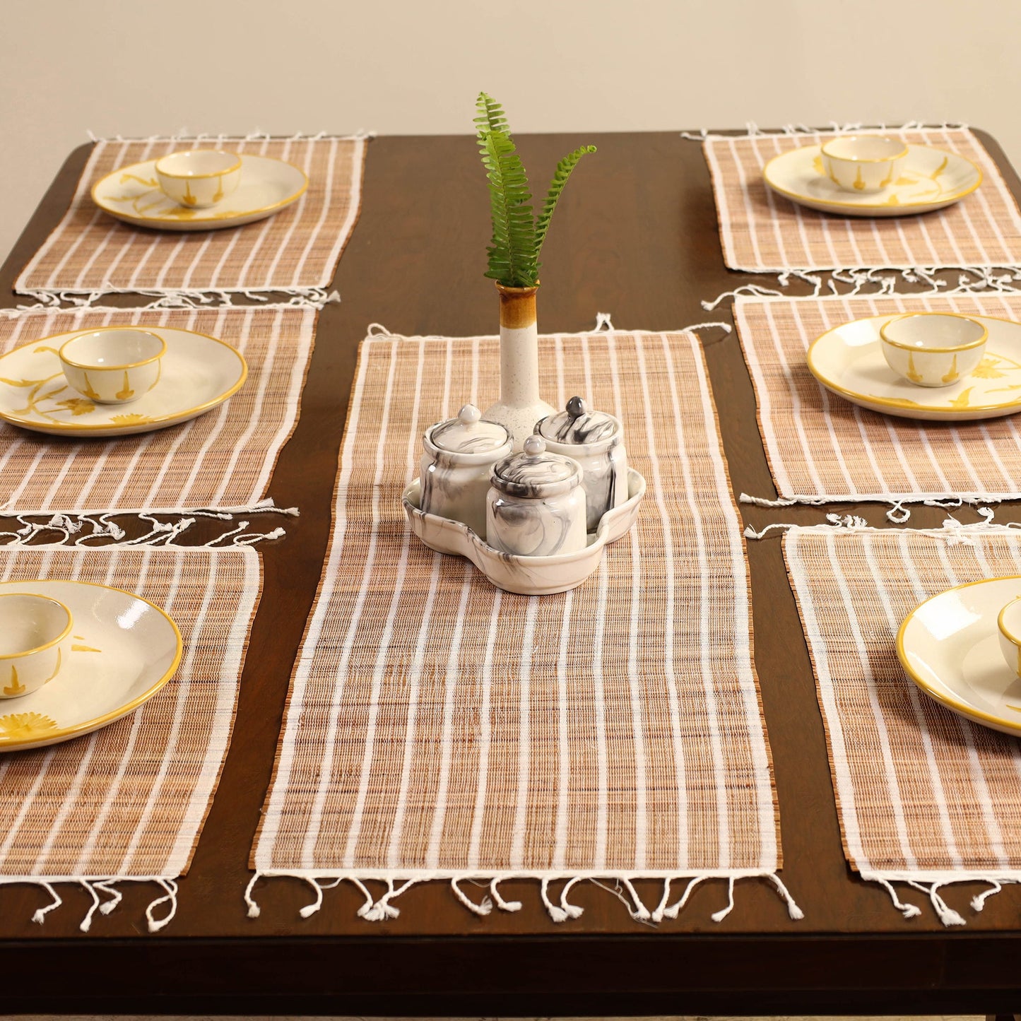 Beige Handmade Cardamom Fiber Dining Table Runner with Mat Set