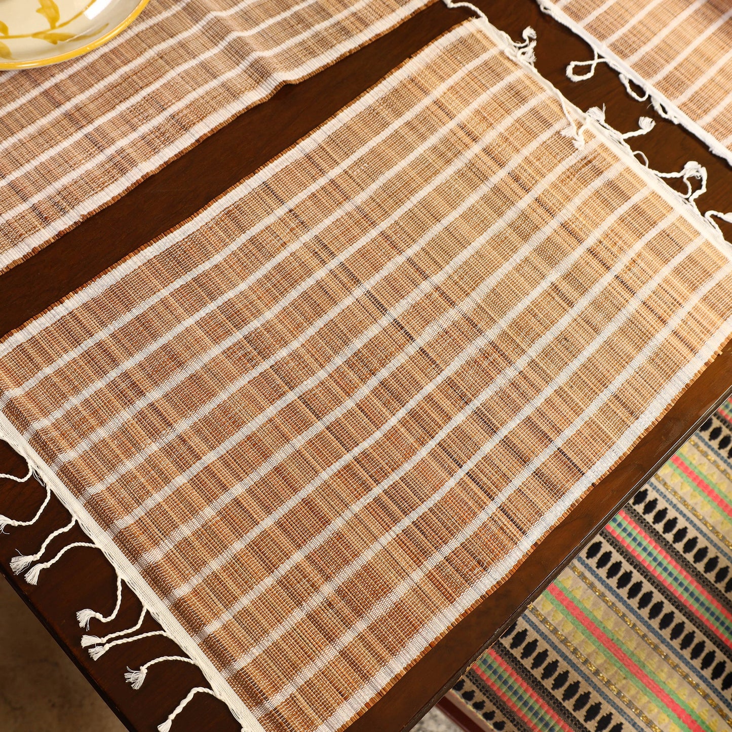 Beige Handmade Cardamom Fiber Dining Table Runner with Mat Set