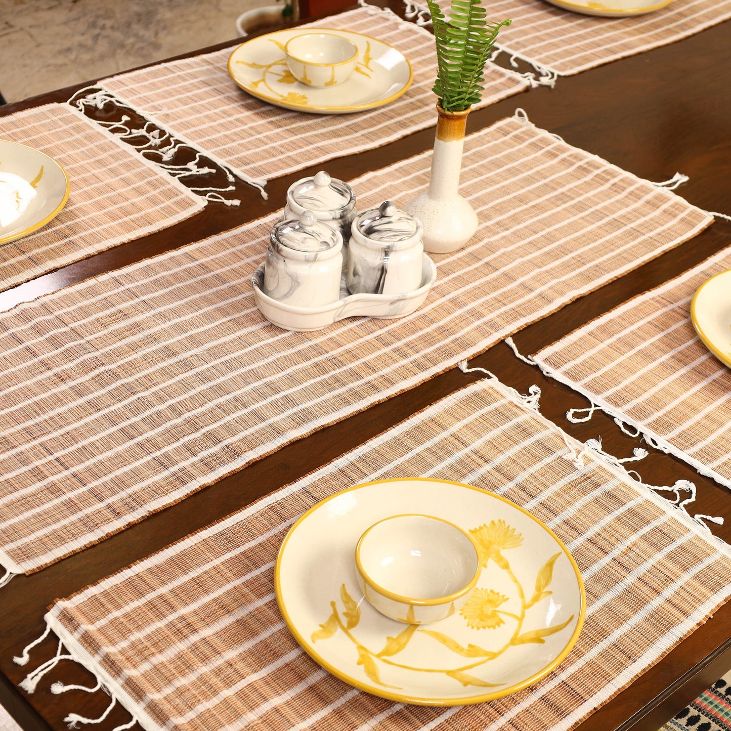 Beige Handmade Cardamom Fiber Dining Table Runner with Mat Set