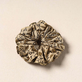 Beige Handmade Cotton Elastic Rubber Band/Scrunchie