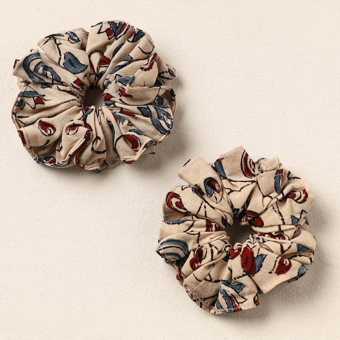 Beige - handmade cotton rubber bands/scrunchies (set of 2)