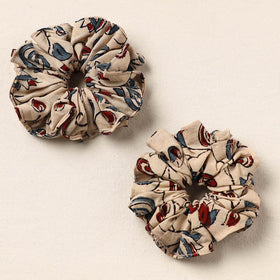 Beige - handmade cotton rubber bands/scrunchies (set of 2)