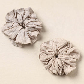 Beige - handmade cotton rubber bands/scrunchies (set of 2)