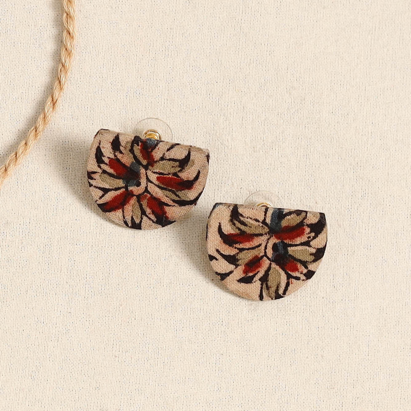 Beige - handmade fabart necklace set 19 - handcrafted