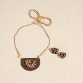 Beige - handmade fabart necklace set 19 - handcrafted