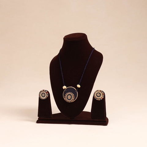 Beige - handmade fabart necklace set 24 - handcrafted