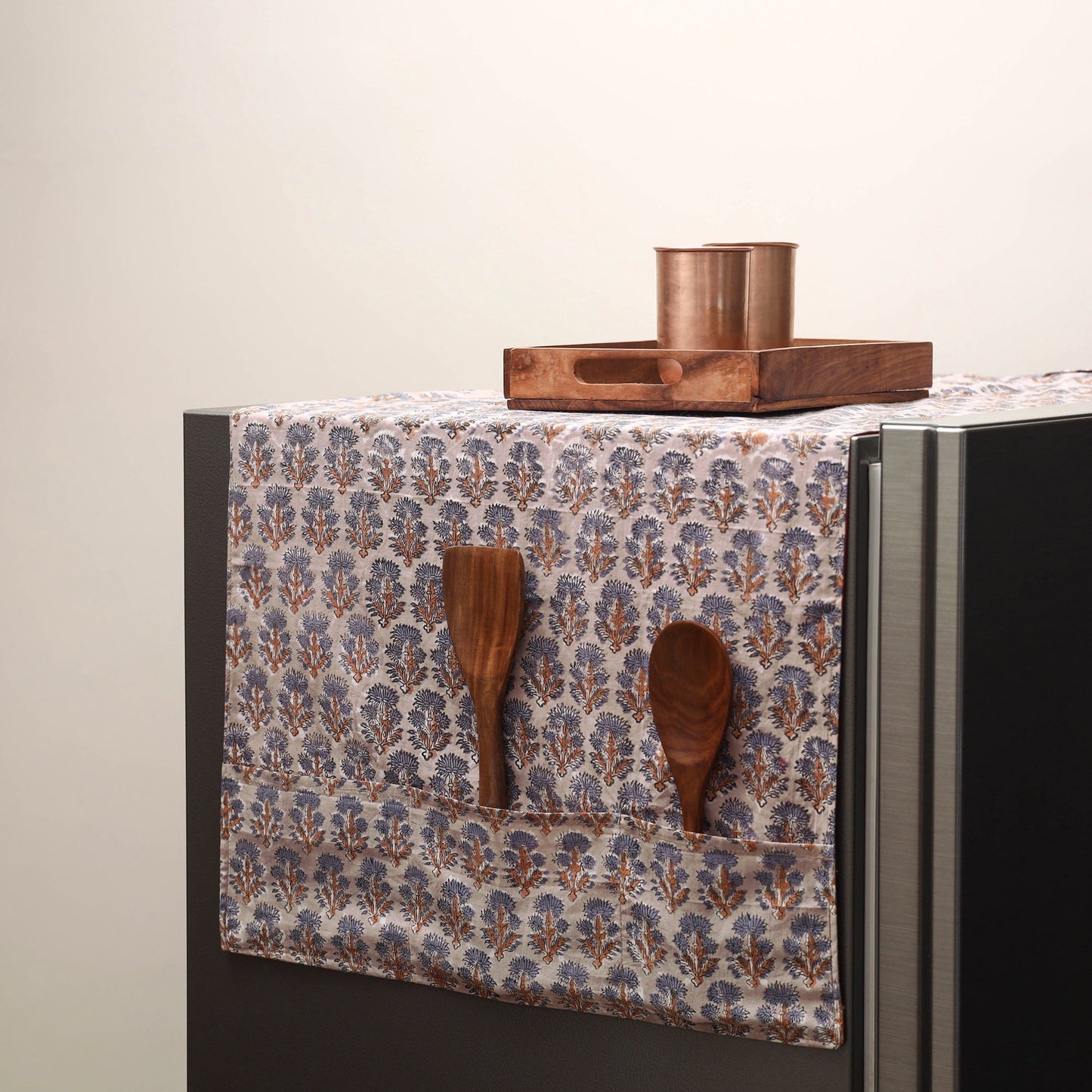 Handmade fridge top cover with multiple pockets 02