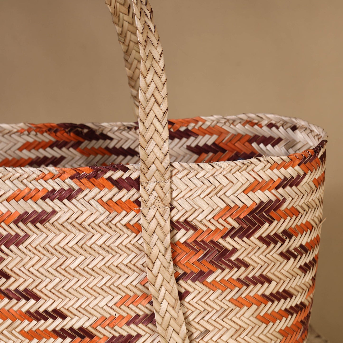 Buy Handmade Water Hyacinth Shoulder Bag from Assam Online at iTokri.com