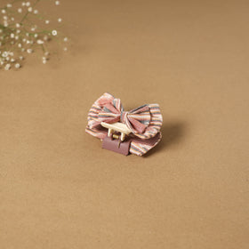 Beige - handmade women’s bow hair claw clip 05 - handcrafted