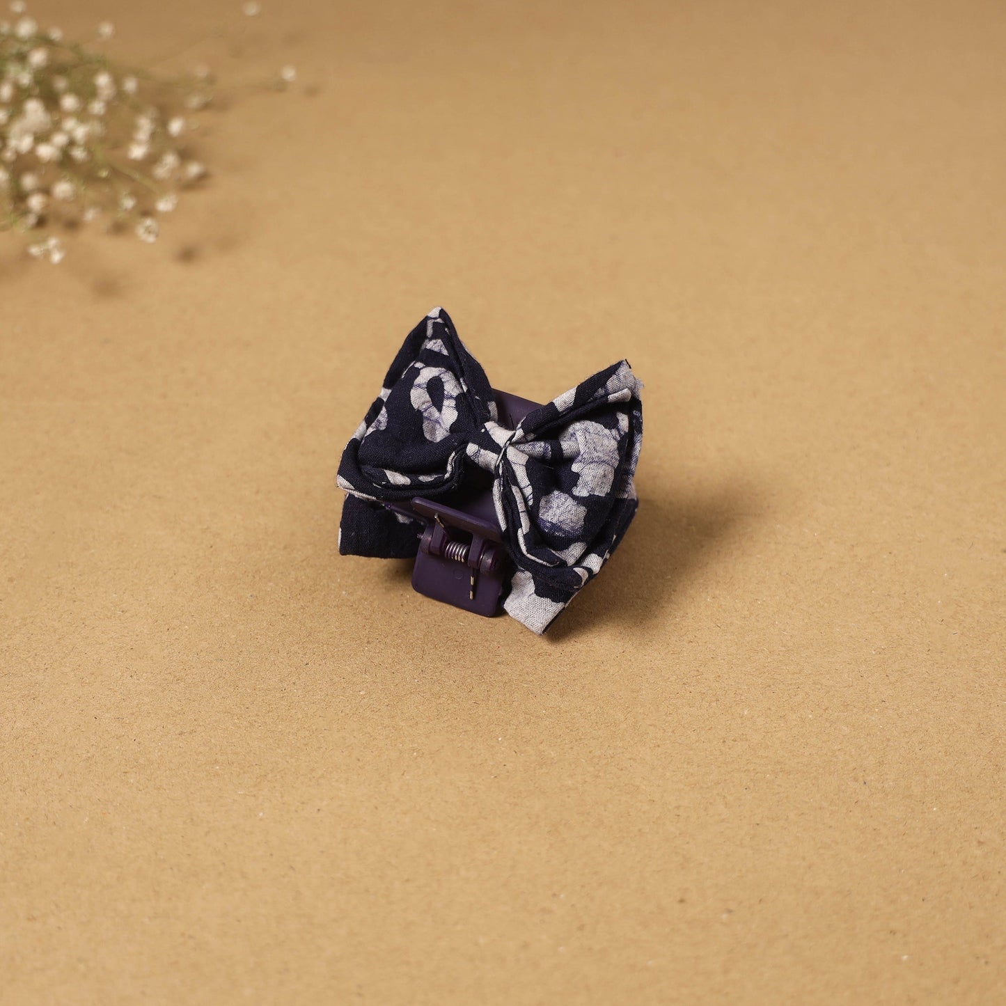 Handmade women’s bow hair claw clip 74 - handcrafted